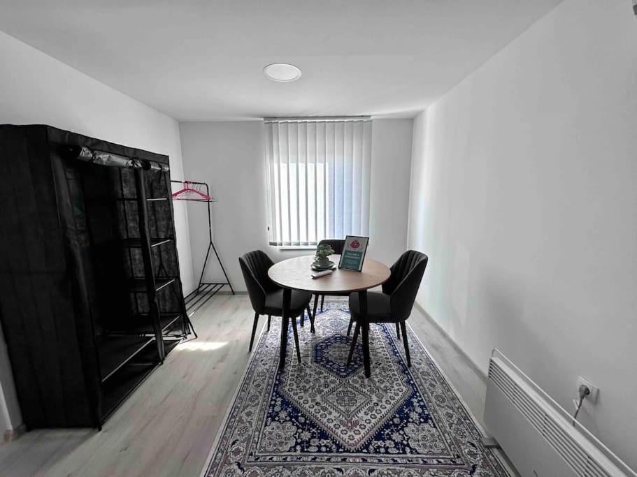 Apartment Easy Go Sarajevo Buitenkant foto